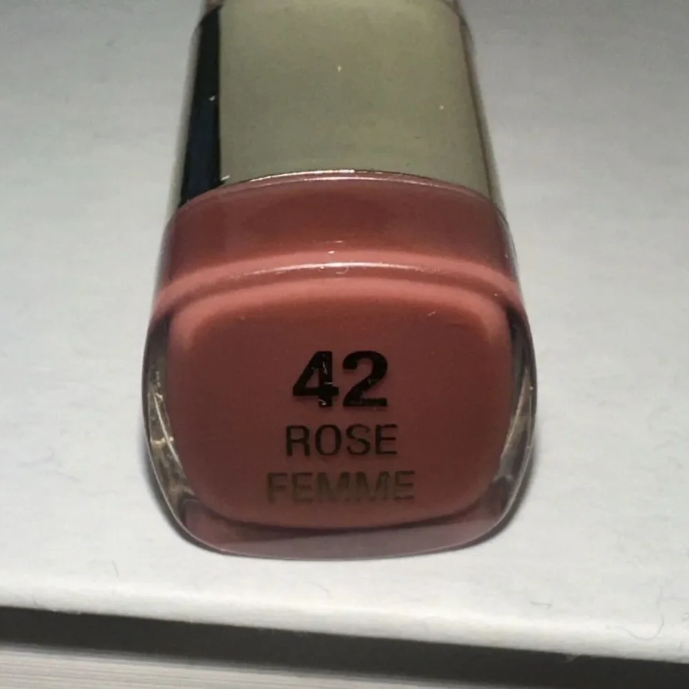 Milani lipstick rose